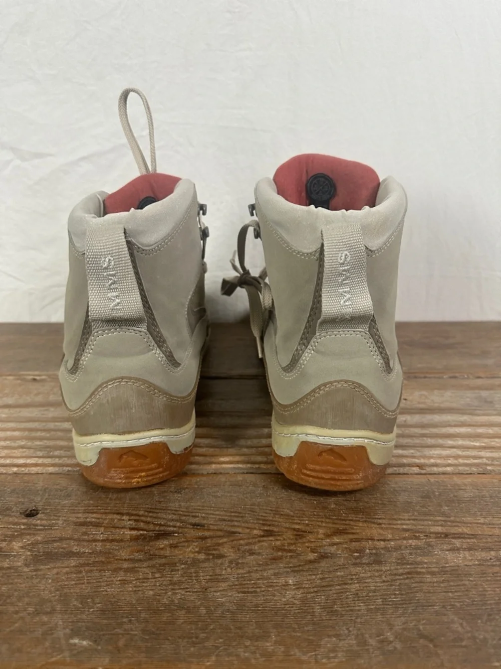 Simms Men's Chukka Boots in Taupe and Olive